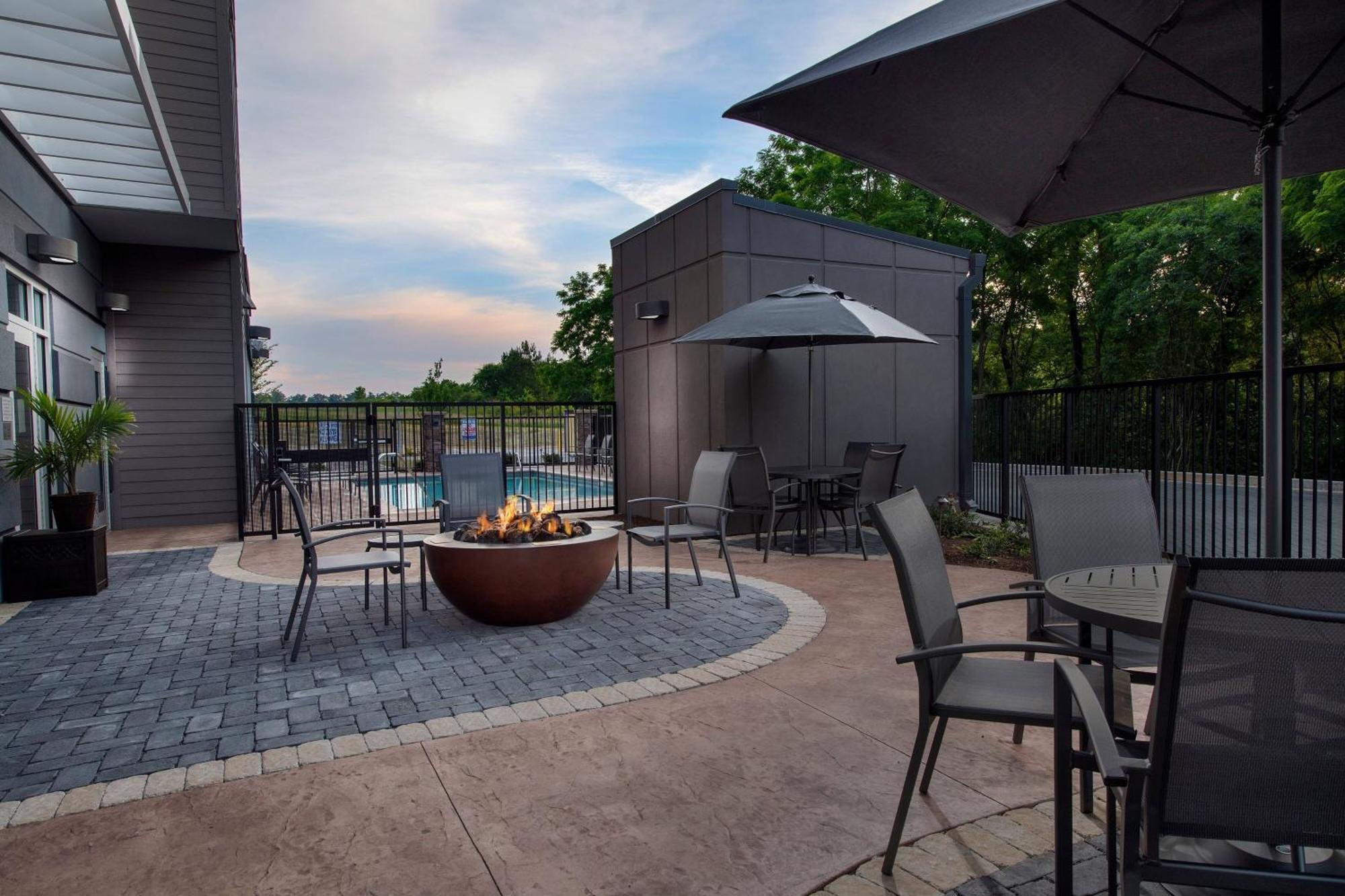 Fairfield & By Marriott Knoxville Lenoir City/i-75 3* Lenoir City